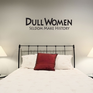 Dull Women wall decal quote